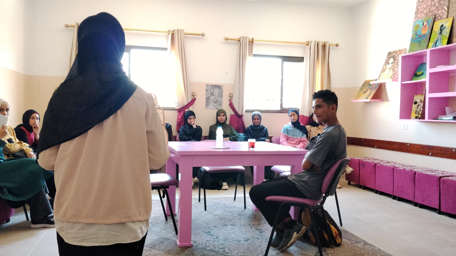 نادي الأقصى الرياضي يطلق مبادرة أدبية رائدة لتعزيز مهارات الكتابة الإبداعية وموسيقى الشعر