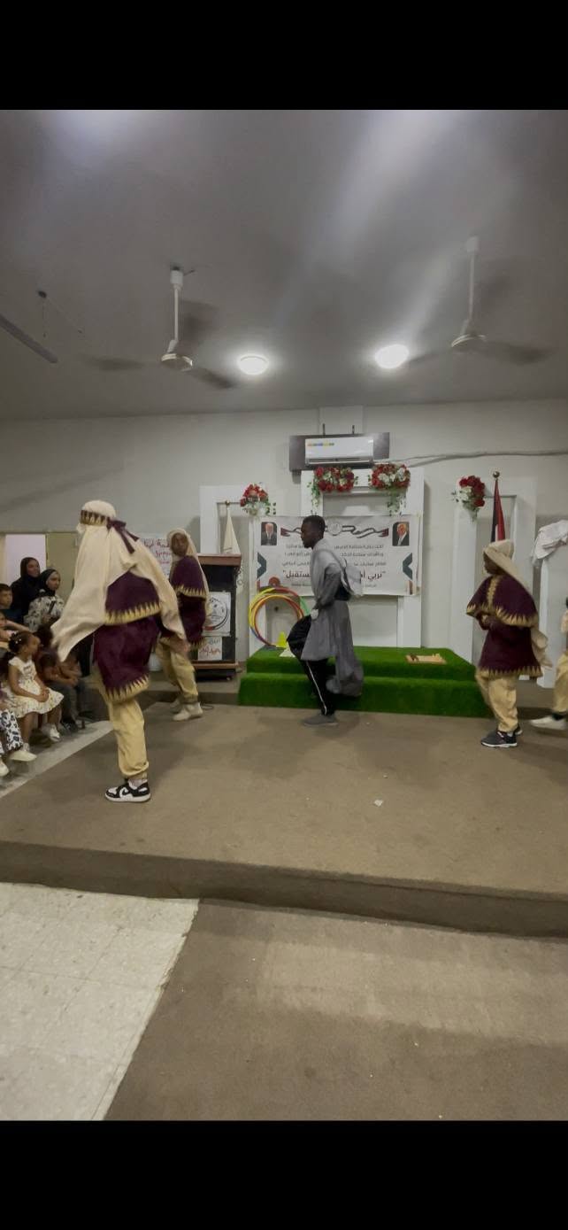 نادي الأقصى الرياضي يختتم فعاليات المخيم الصيفي "جذور وتراث" لتعزيز الهوية الوطنية وصقل مواهب الأطفال
