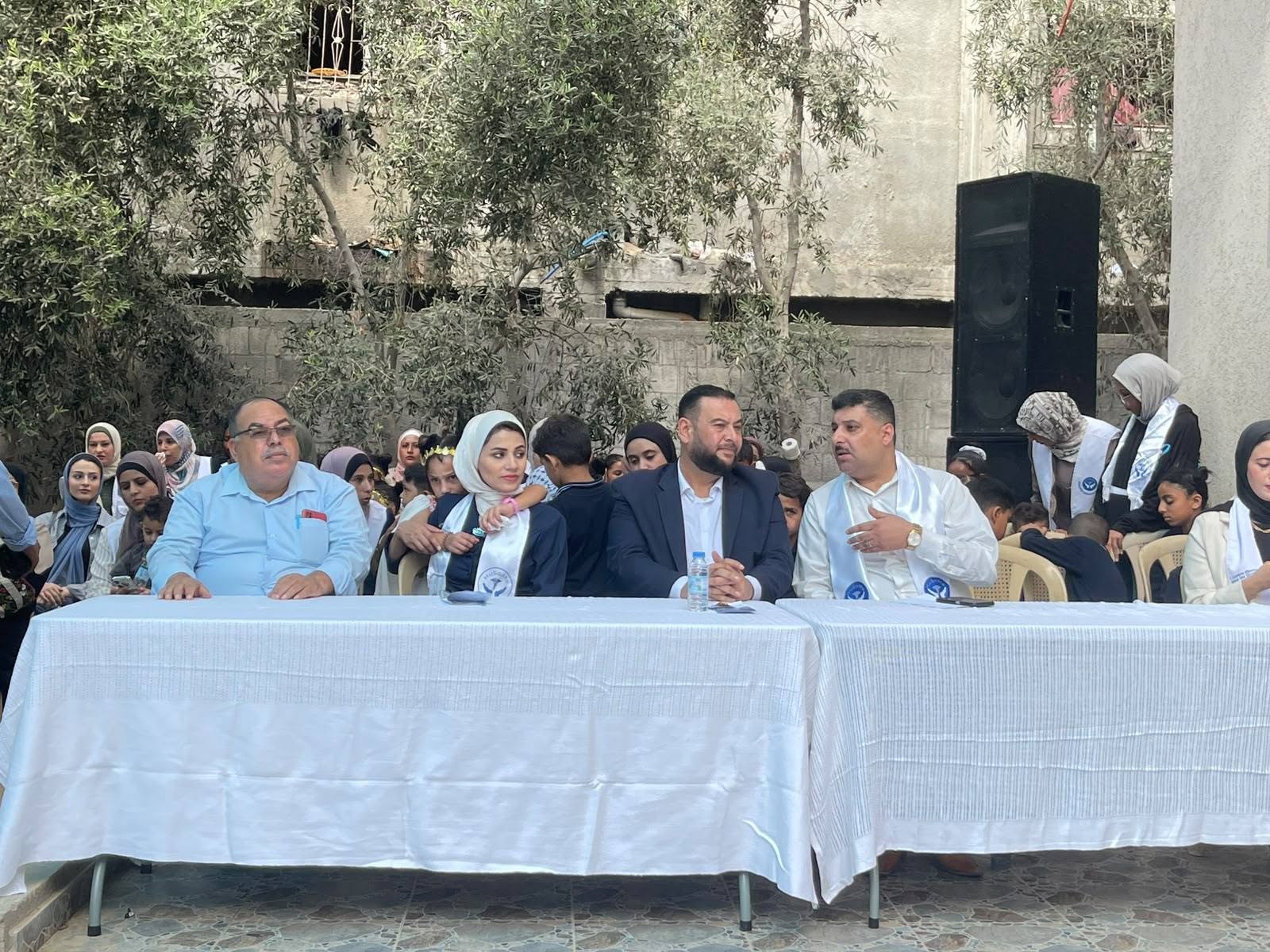 وفد من نادي الأقصى الرياضي يشارك في افتتاح معرض «بقيت لأحكي ونجوت لأرسم» لأطفال بيت "هيوسم" للأيتام بالنصيرات